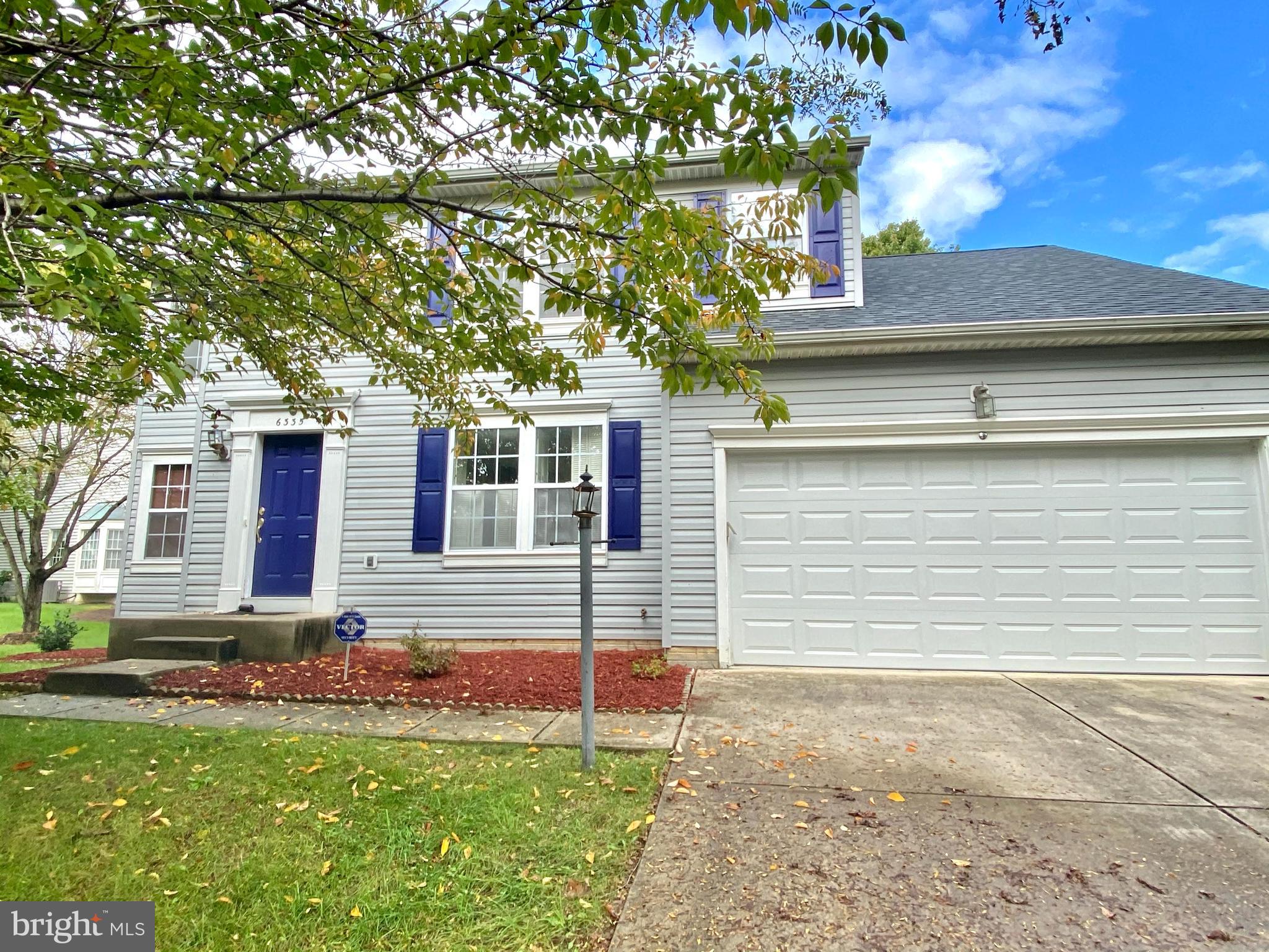 VILLAGE OF LONG REACH - Residential