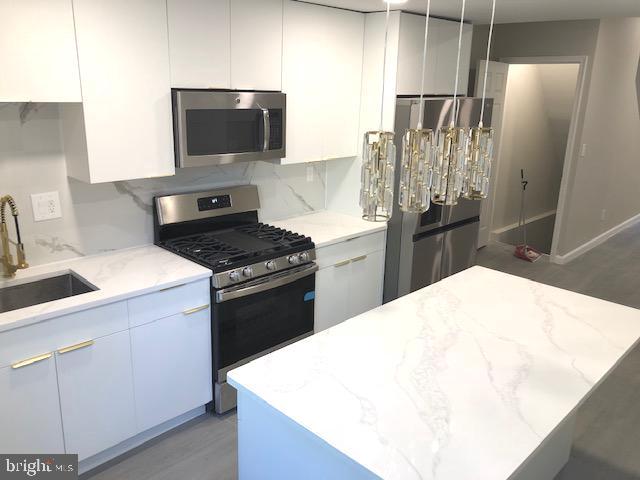 PHILADELPHIA (WEST) - Residential