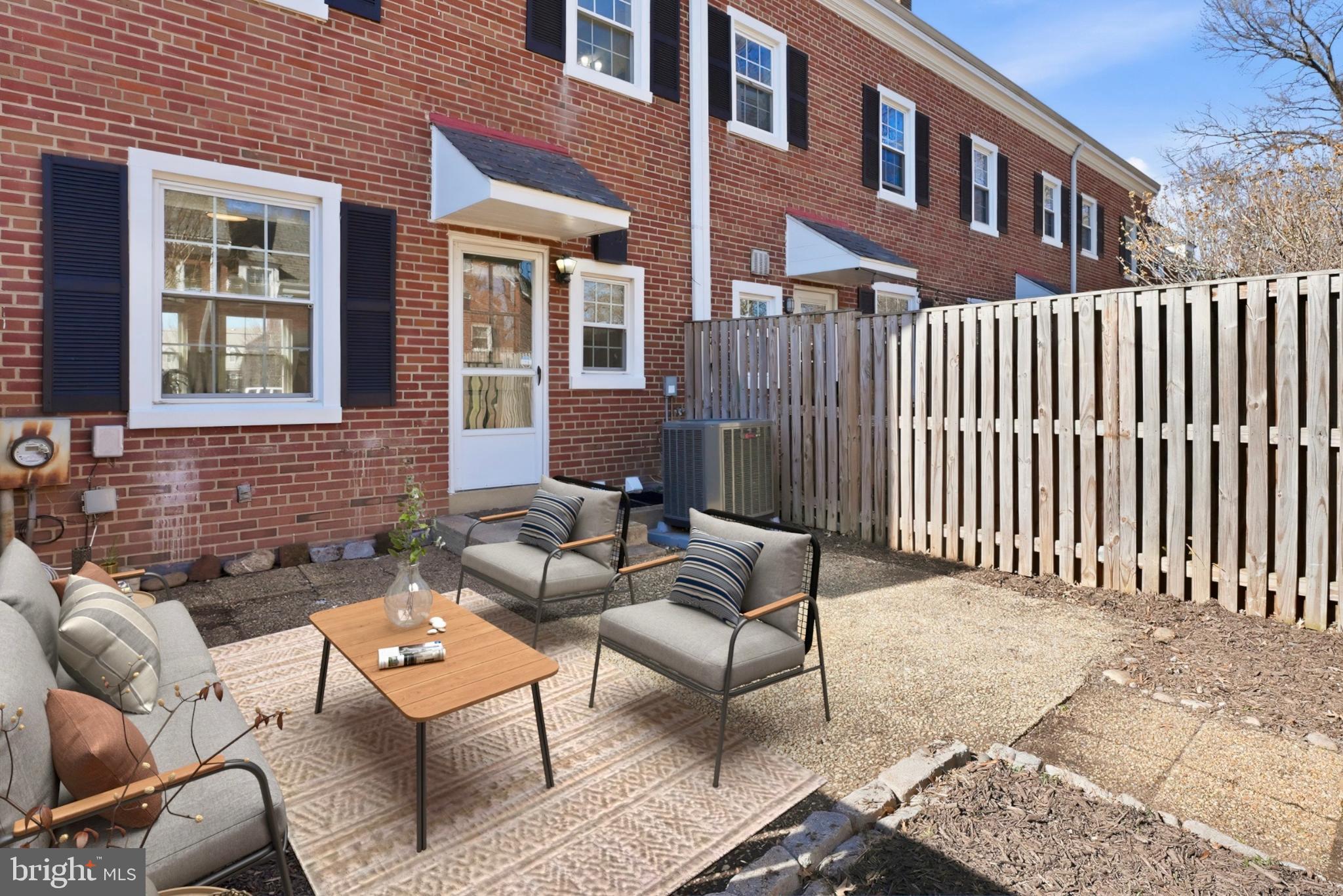 FAIRLINGTON MEWS - Residential