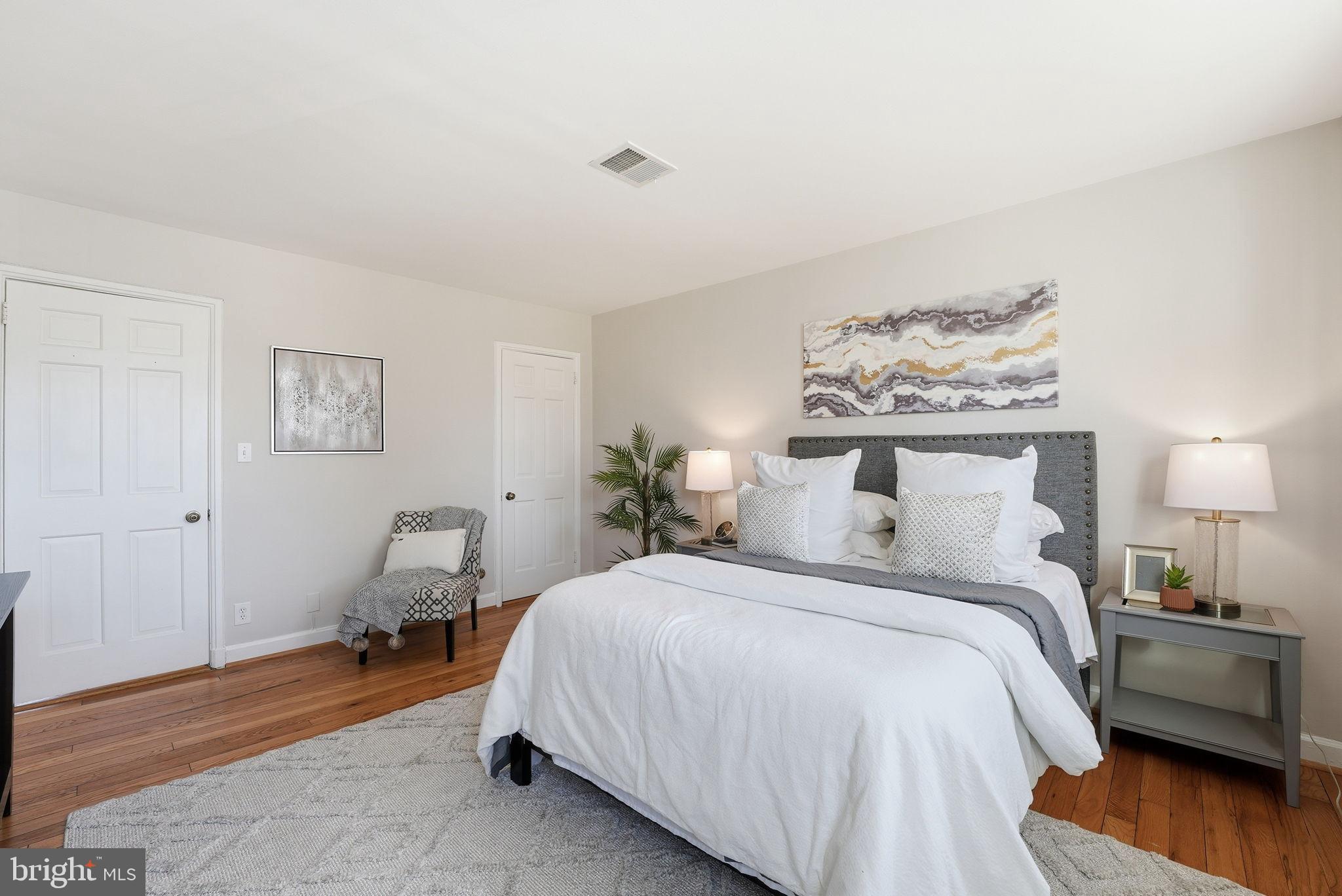 FAIRLINGTON MEWS - Residential