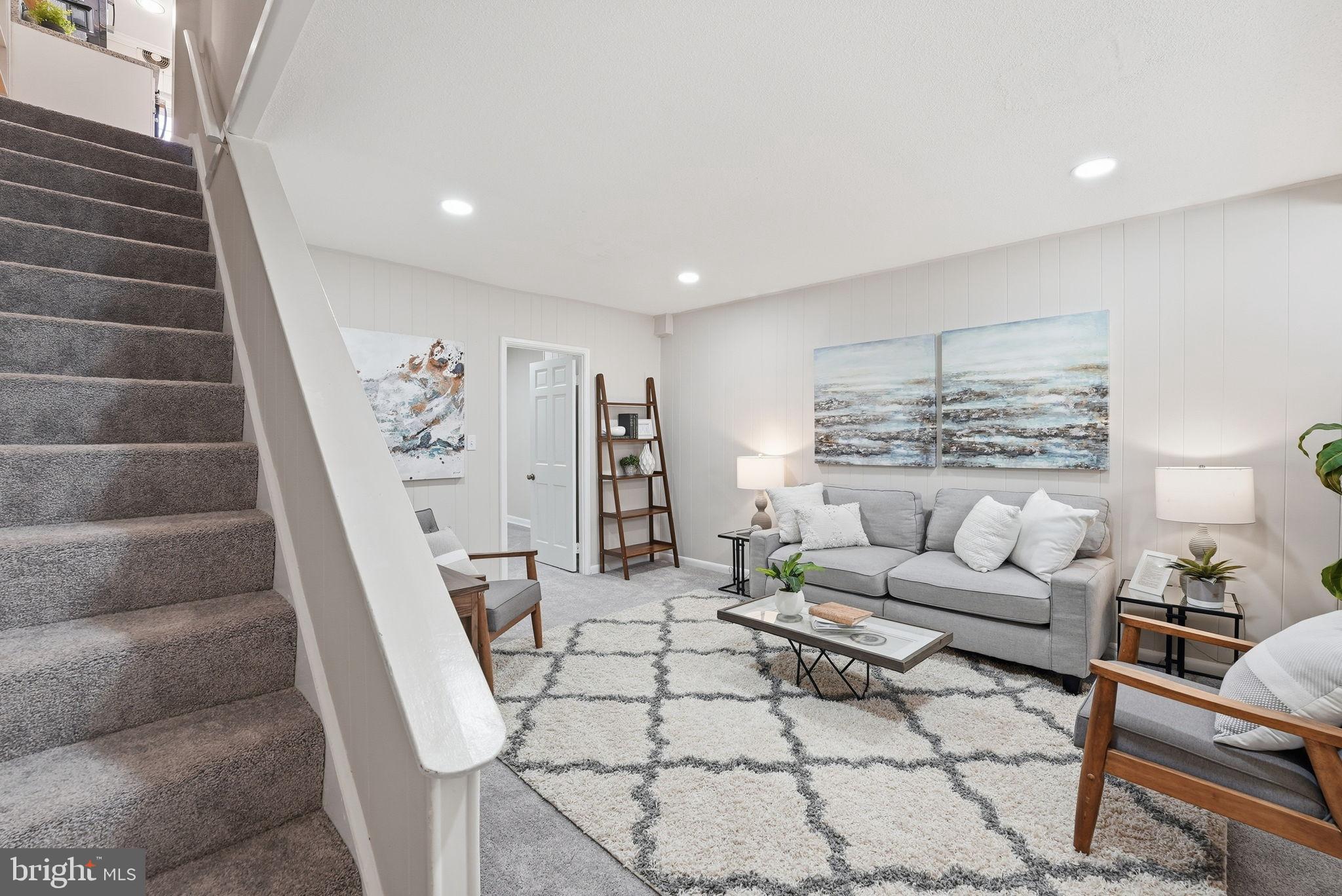 FAIRLINGTON MEWS - Residential