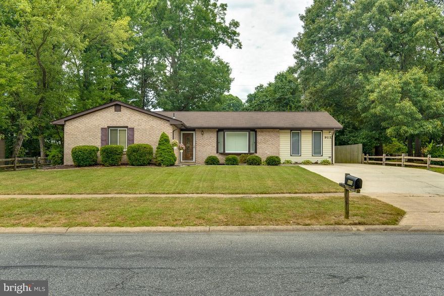 PRICE IMPROVEMENT - Large, 2,176 sf rambler,  4 bedrooms (2 w/ half baths).  Gorgeous kitchen overlooking huge family room - great for gatherings! New carpet, fresh paint.  4th bedroom with exterior entrance, possible home business opportunity? Large shed with covered parking parking & storage rooms.  Nice shady back yard & plenty of parking in double width driveway.  Home warranty.