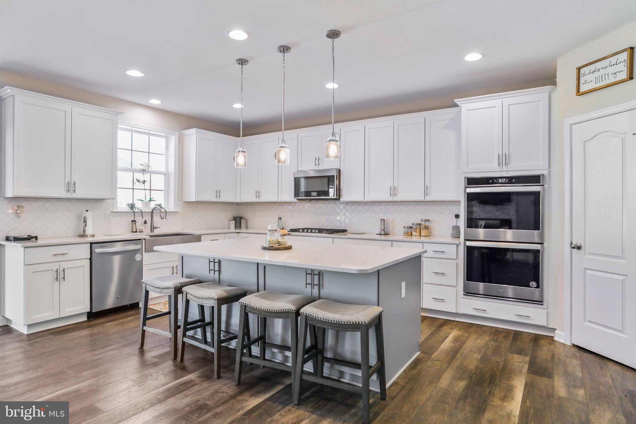 SPRINGDALE FARM - Residential