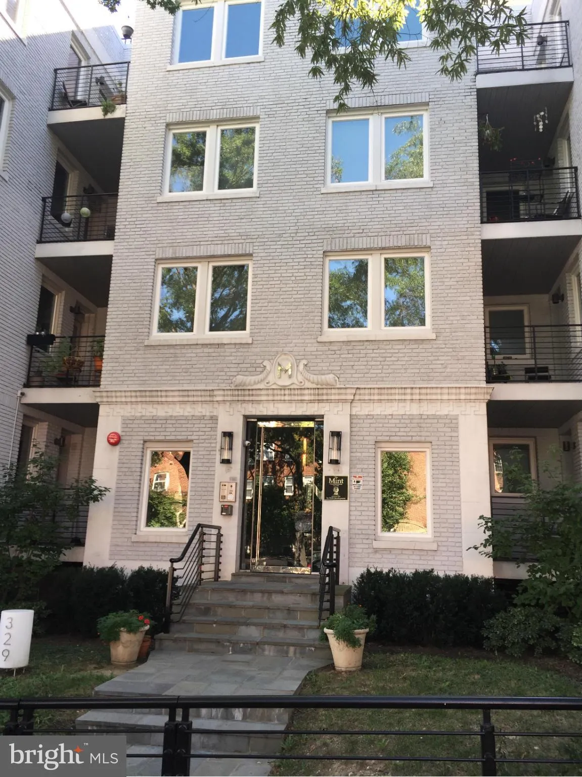 329 Rhode Island Avenue NE Unit 101, Washington, DC 20002