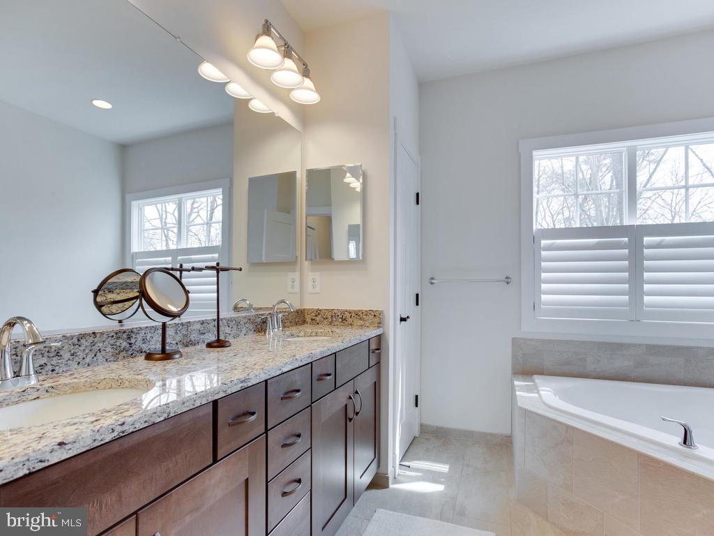 TIMBER CREEK - Residential