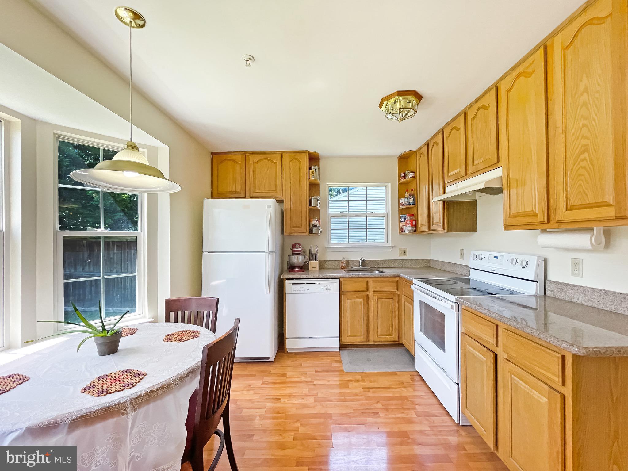 OAK CREST - Residential