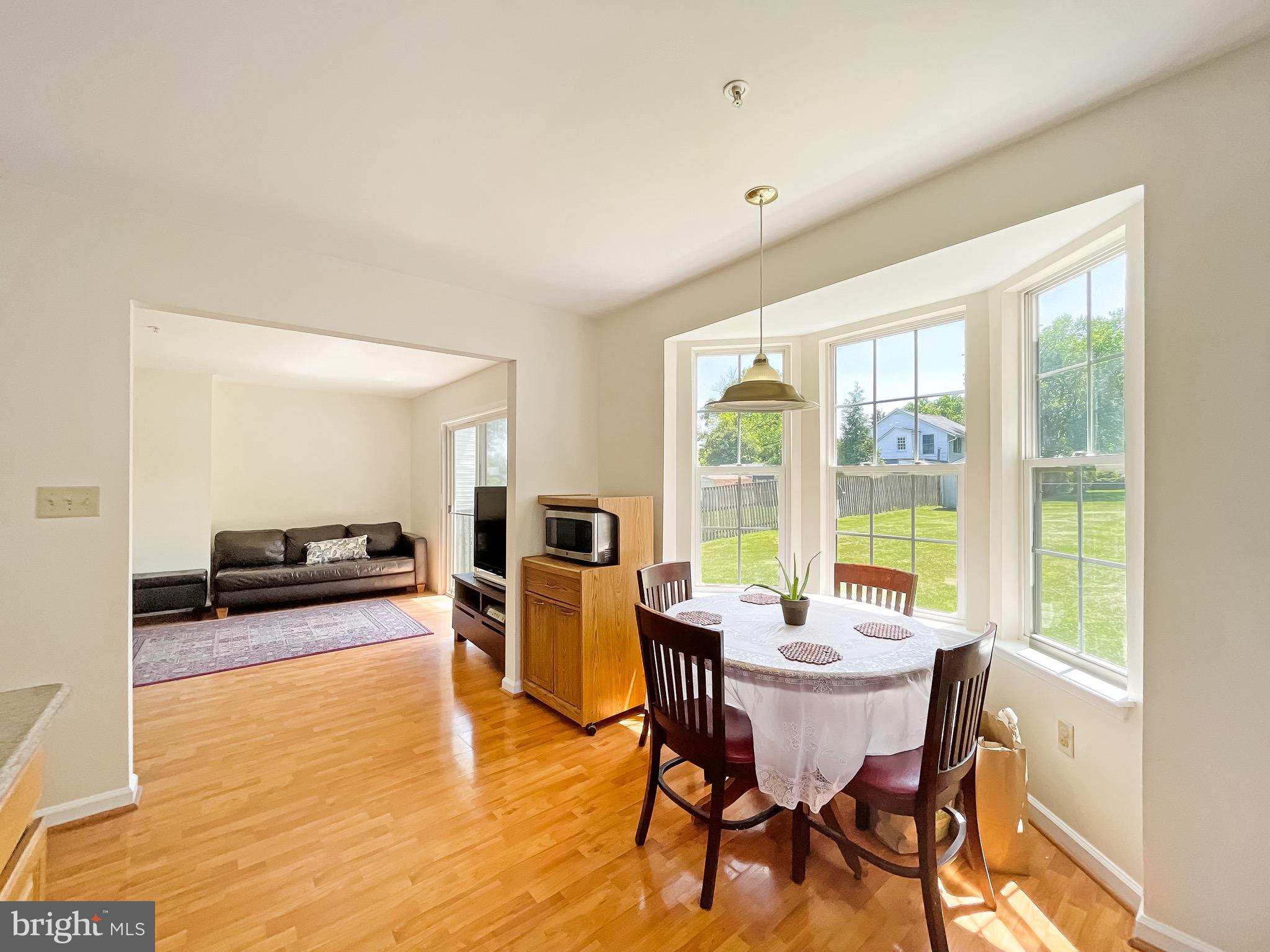 OAK CREST - Residential