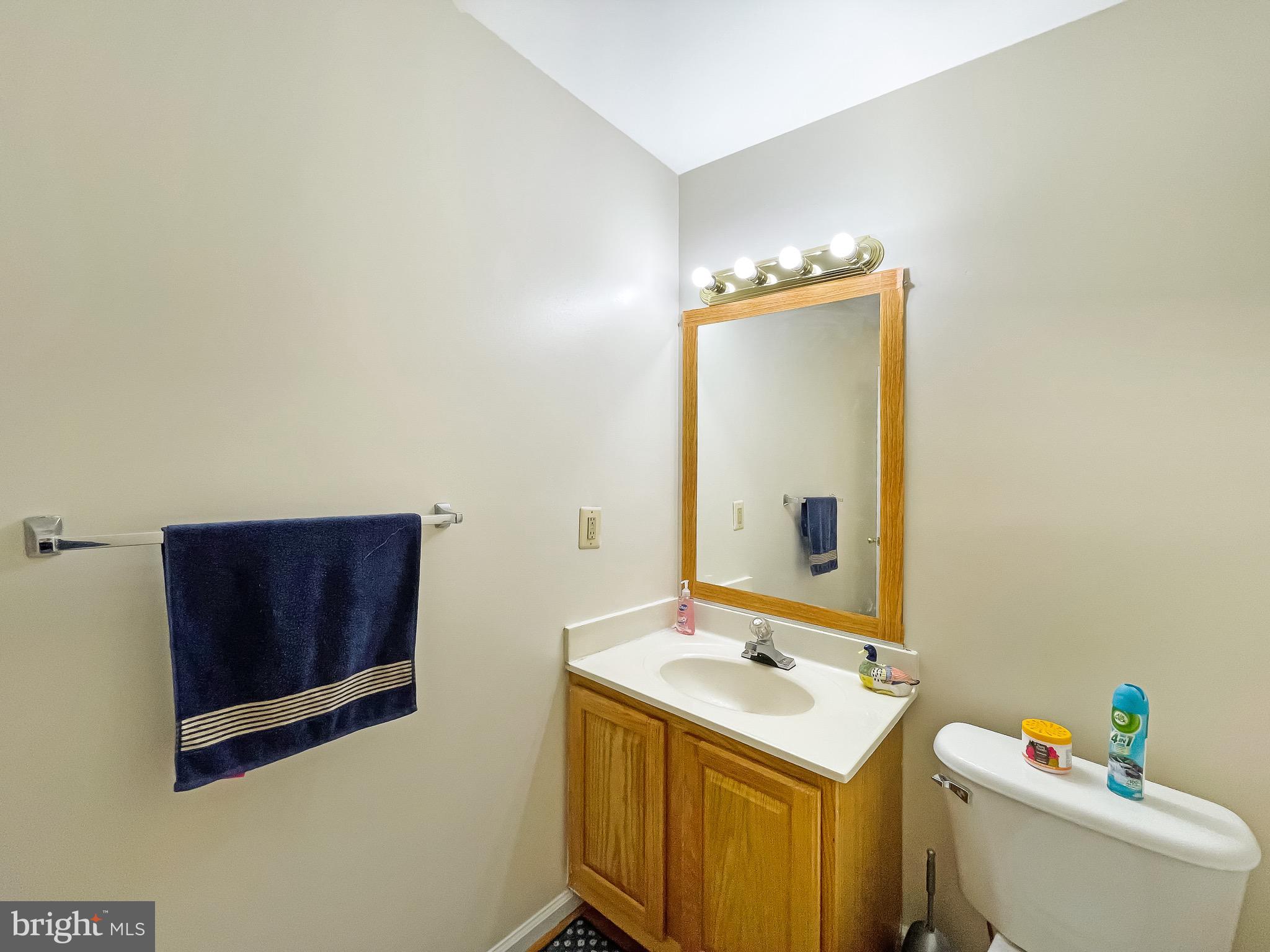 OAK CREST - Residential