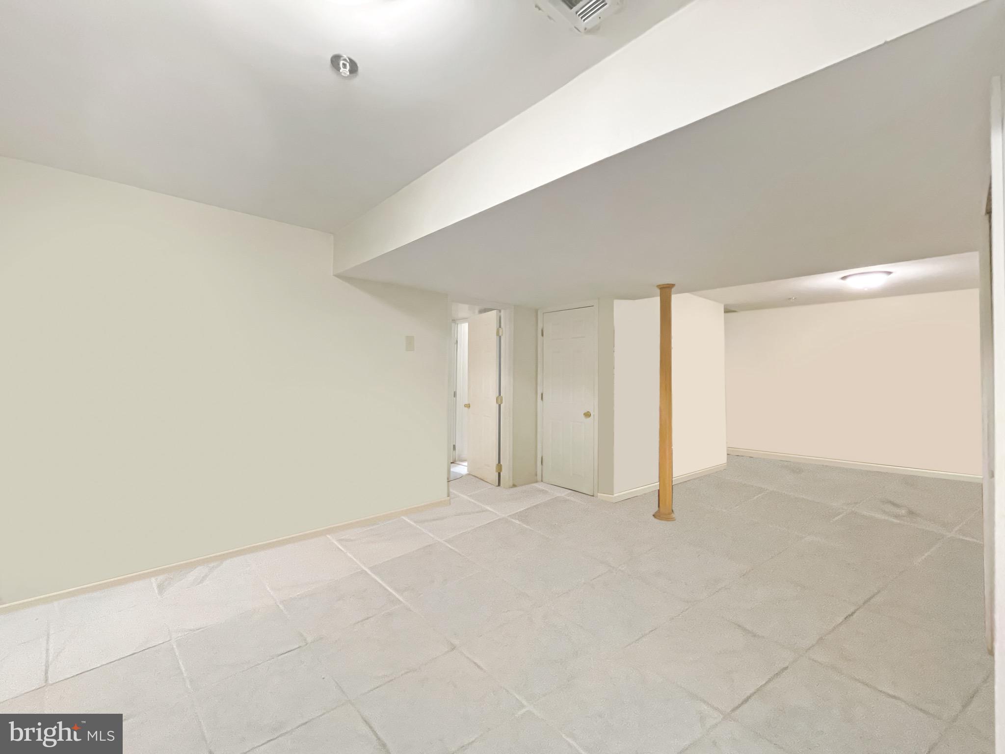 OAK CREST - Residential