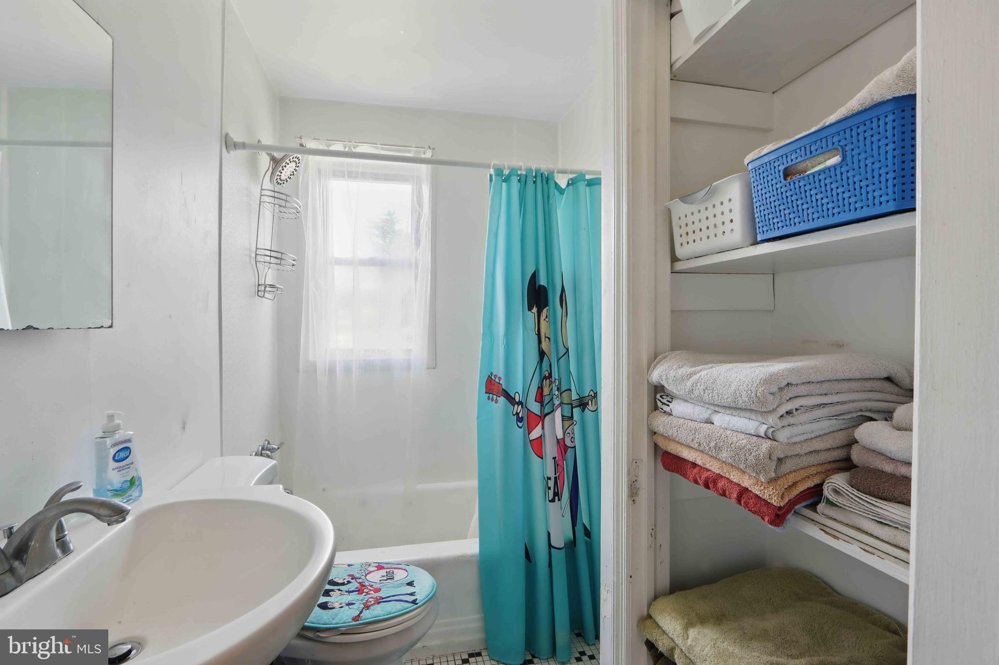 YALE HEIGHTS - Residential