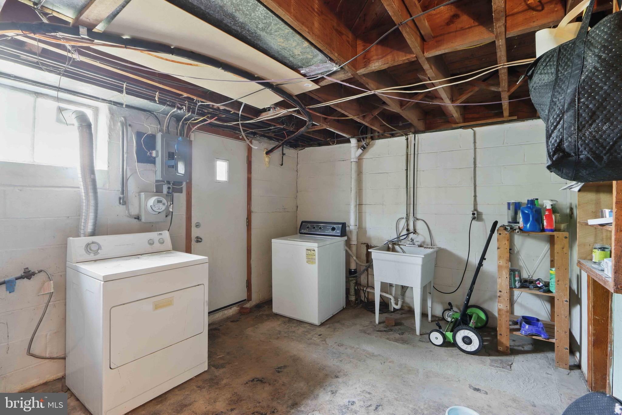 YALE HEIGHTS - Residential