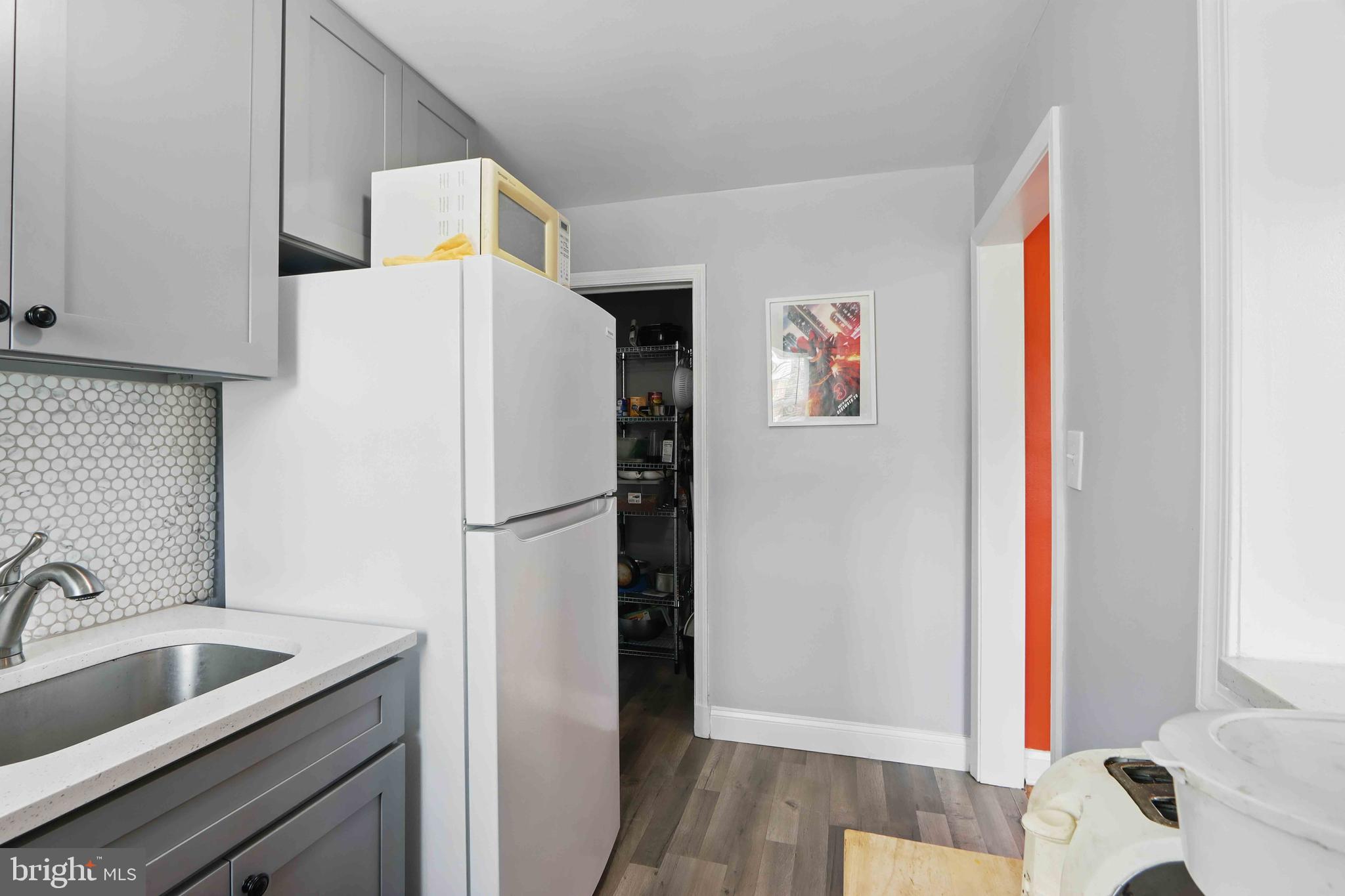 YALE HEIGHTS - Residential