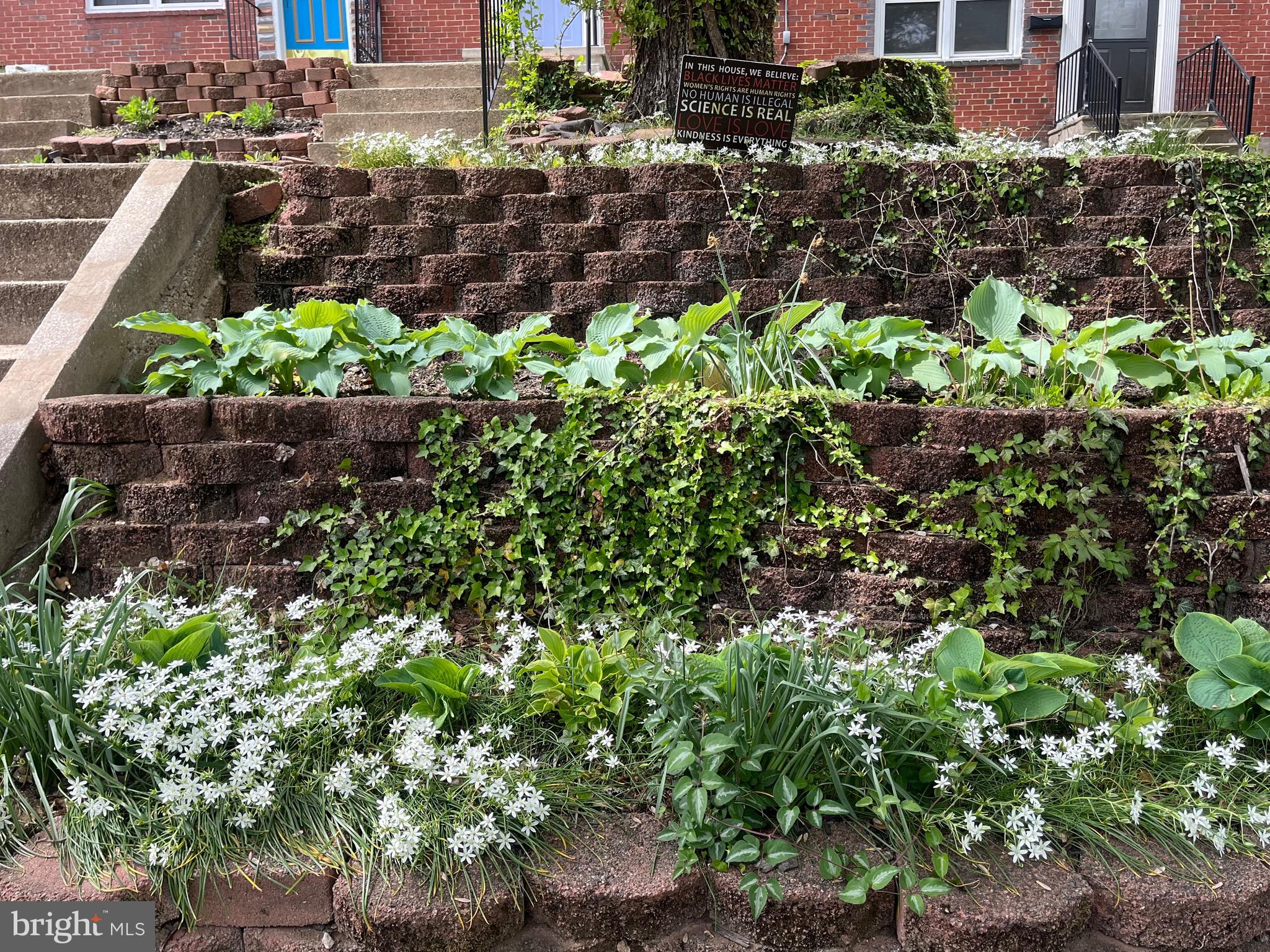 YALE HEIGHTS - Residential