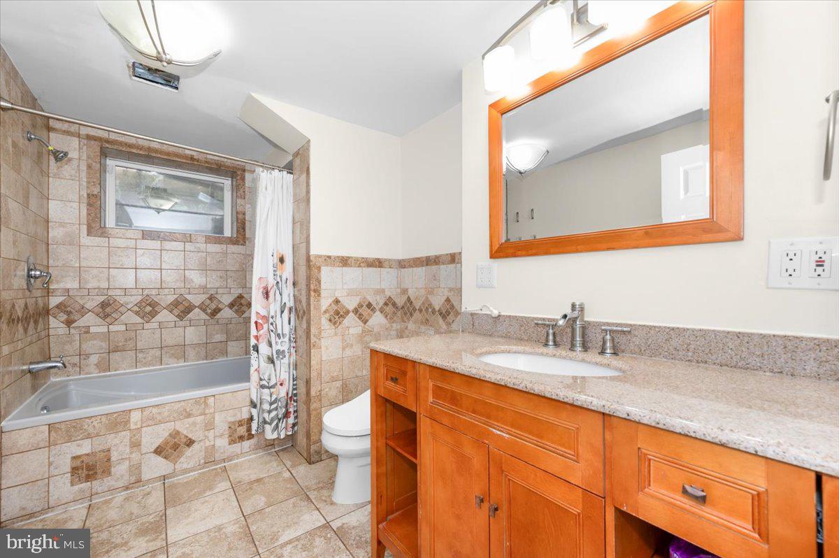 COLUMBIA PINES - Residential