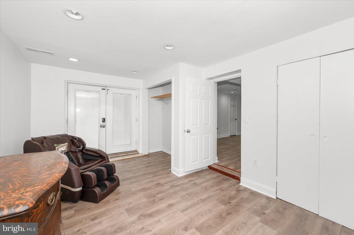 COLUMBIA PINES - Residential