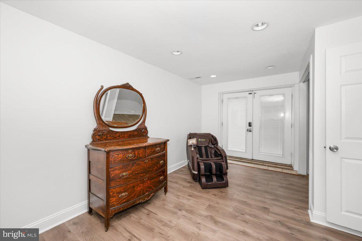 COLUMBIA PINES - Residential