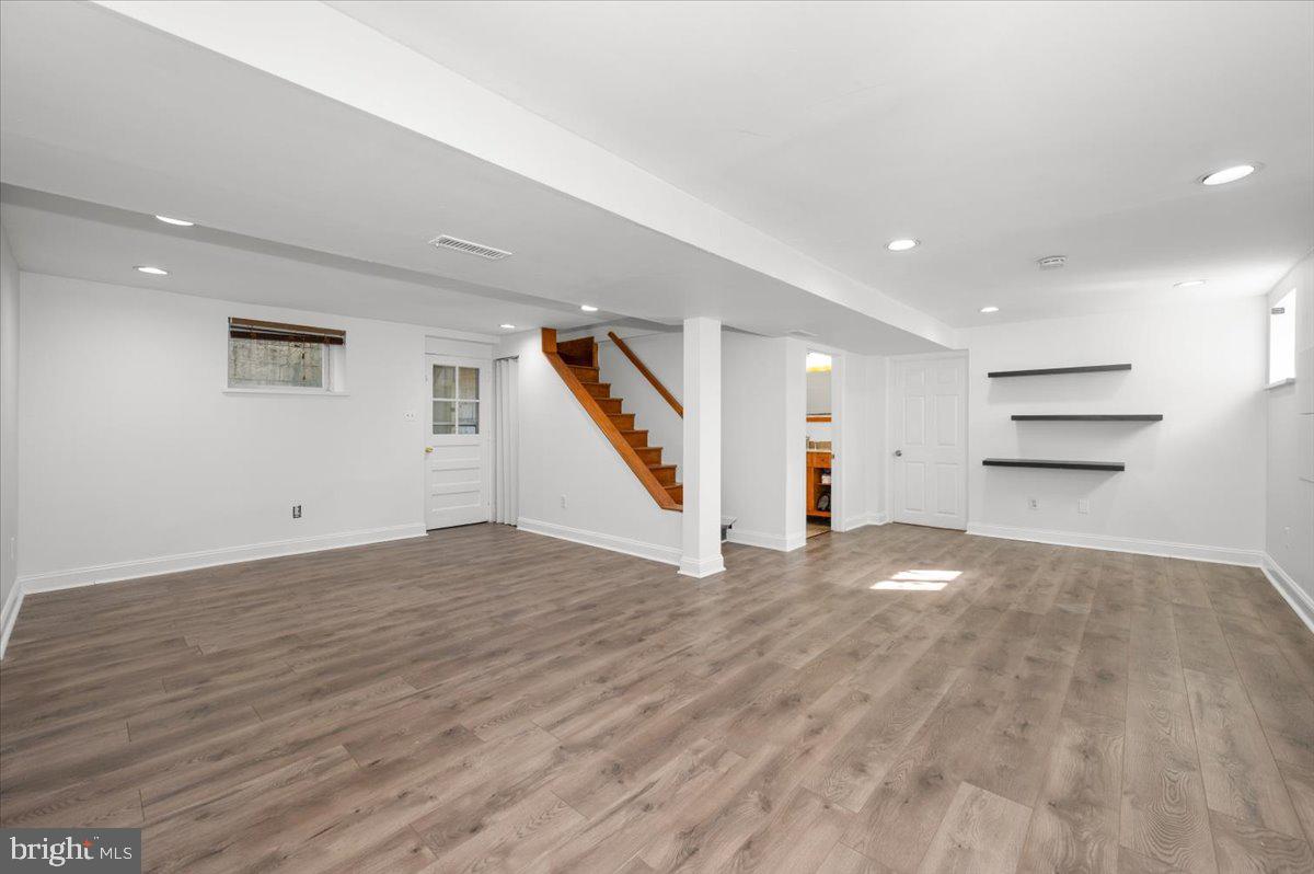 COLUMBIA PINES - Residential