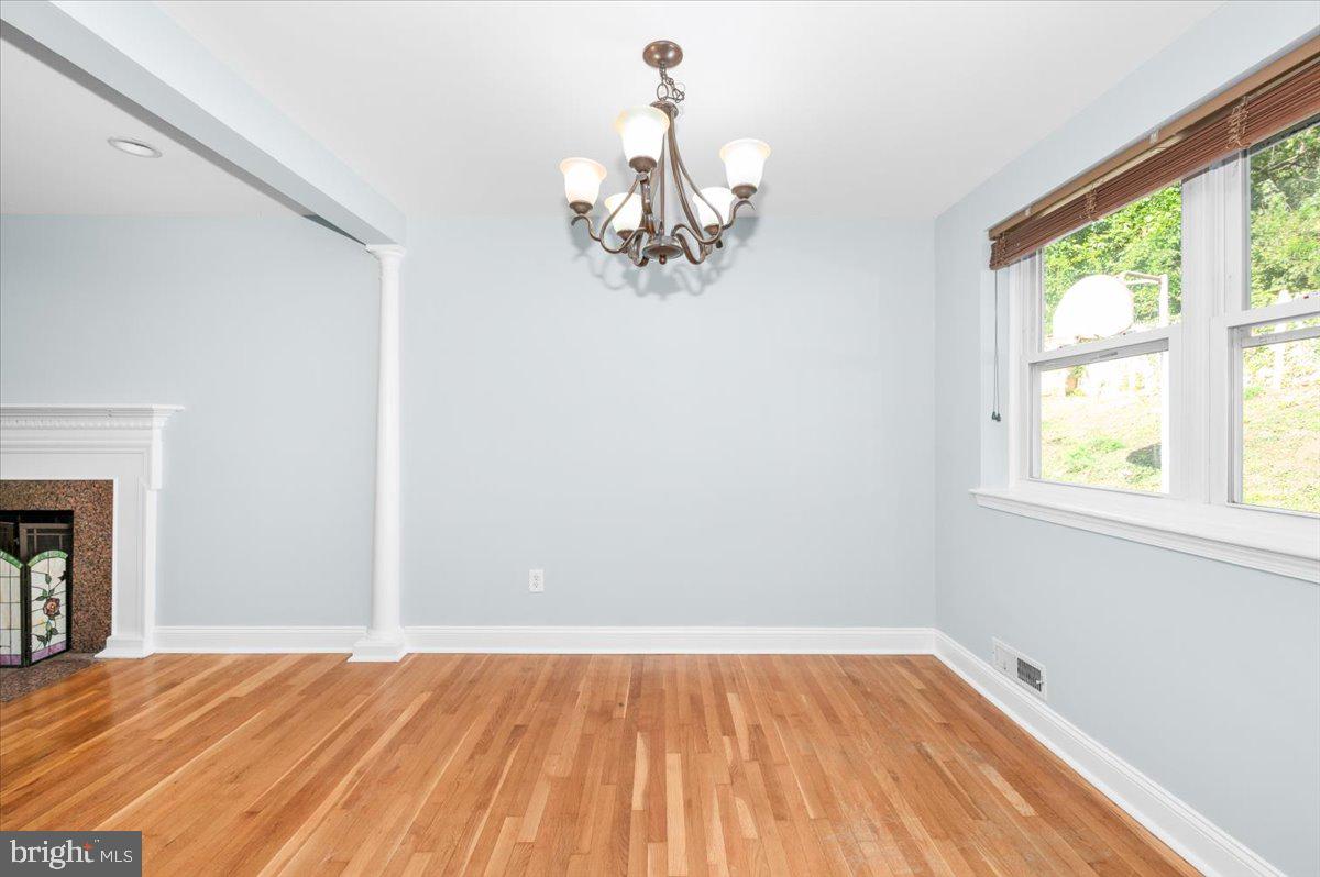 COLUMBIA PINES - Residential