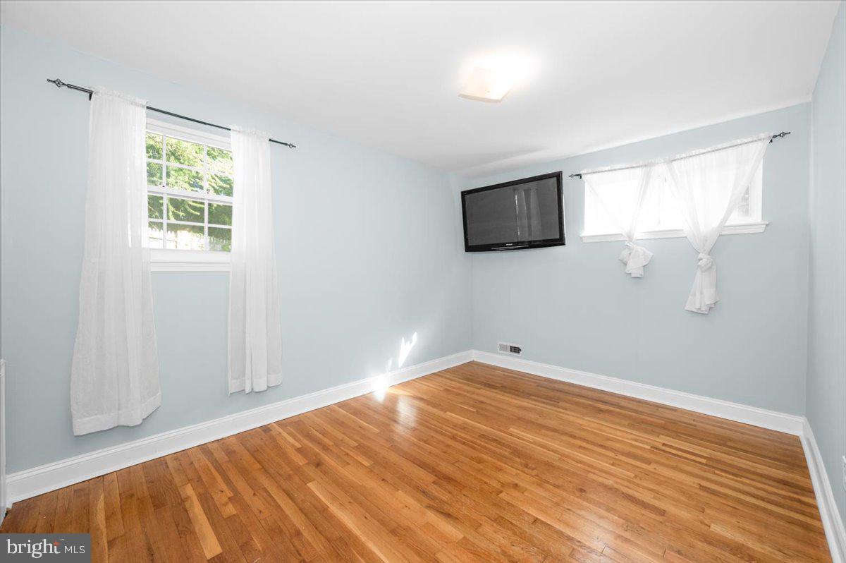 COLUMBIA PINES - Residential