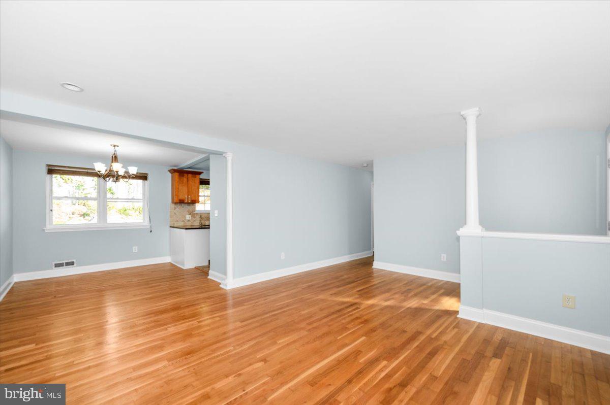 COLUMBIA PINES - Residential