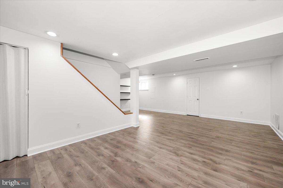 COLUMBIA PINES - Residential