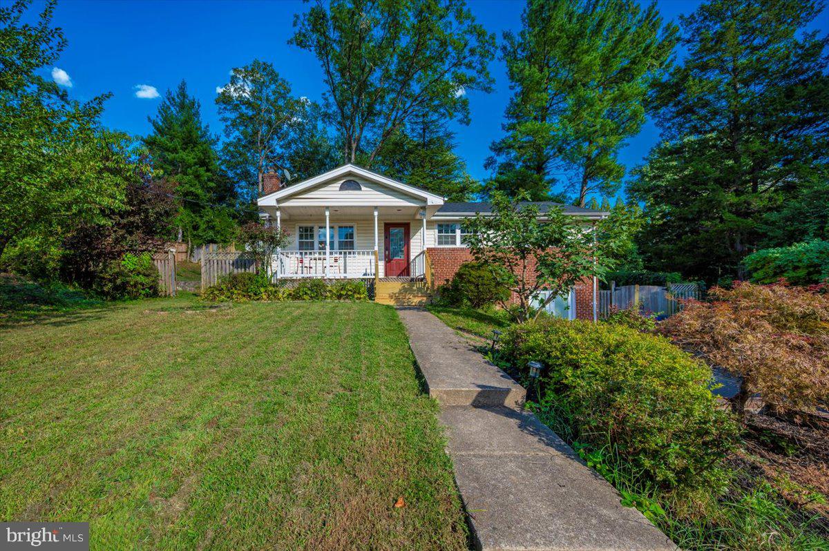 3911 BRENDA LANE