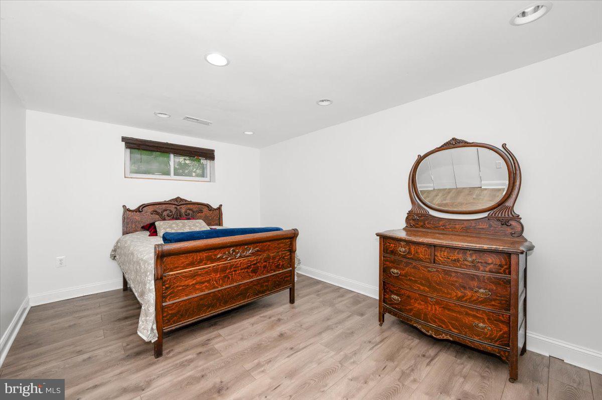 COLUMBIA PINES - Residential