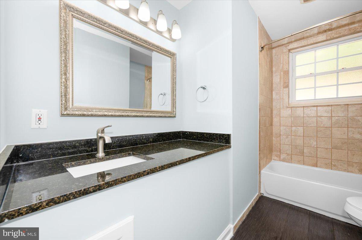 COLUMBIA PINES - Residential