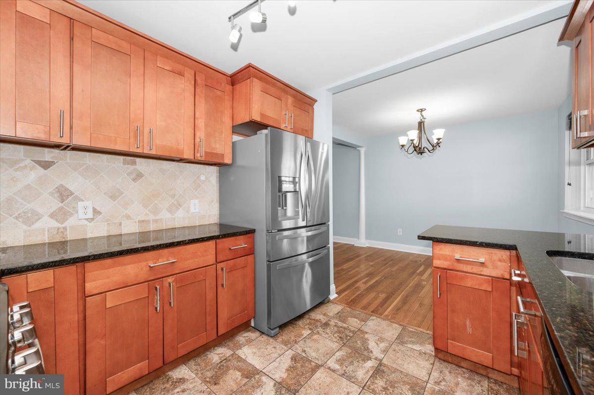 COLUMBIA PINES - Residential