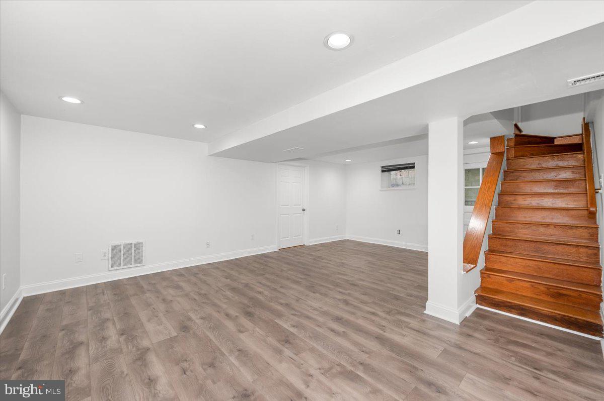 COLUMBIA PINES - Residential