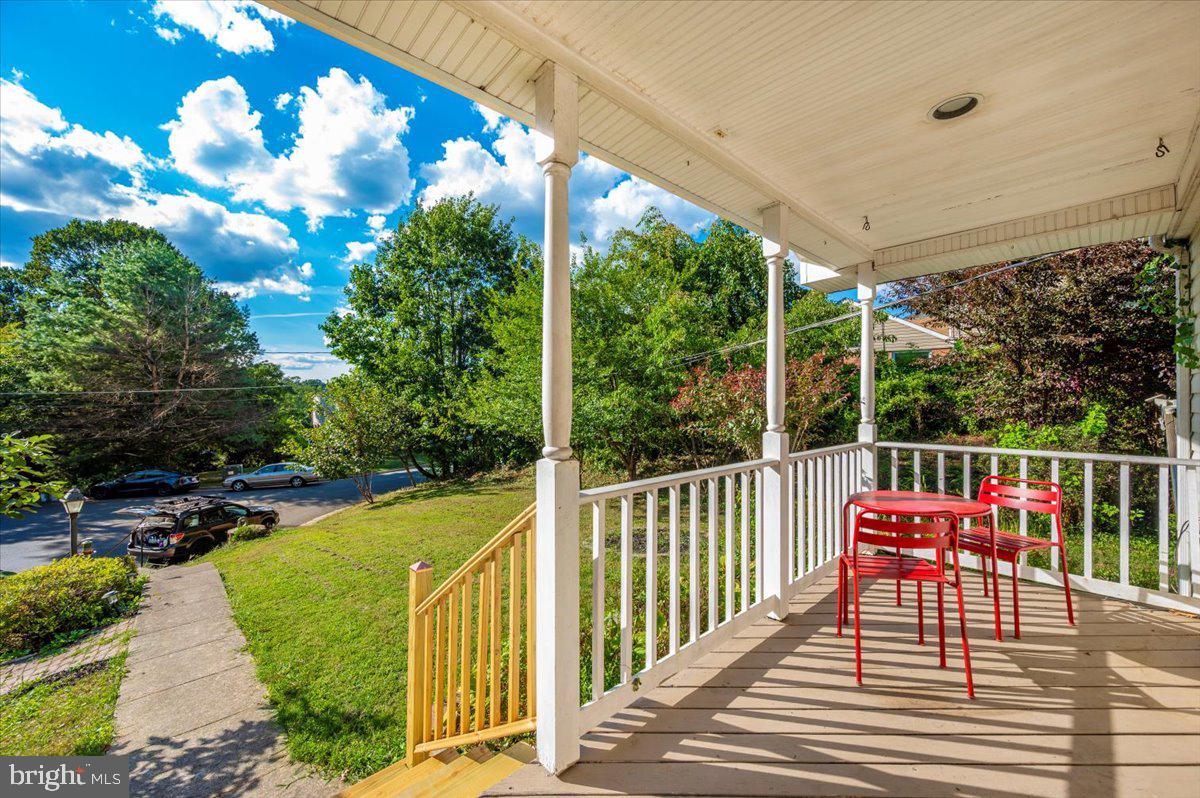 COLUMBIA PINES - Residential