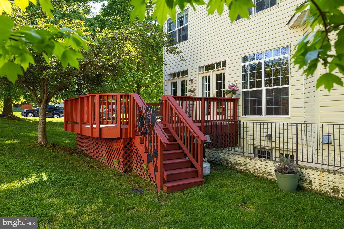 CRAMERS RIDGE - Residential Lease