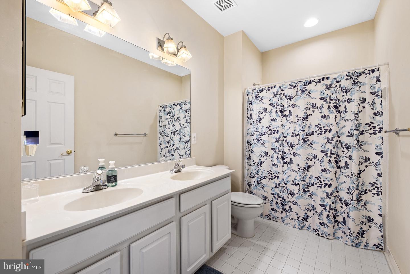 CRAMERS RIDGE - Residential Lease