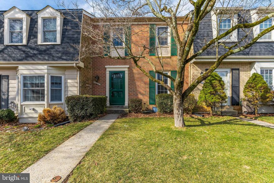 LOCATION, LOCATION, LOCATION! Spacious home with updated bathrooms and kitchen, new laminate flooring and 5" baseboards, spacious basement and new paint throughout, fenced backyard with shed and 2 garden beds.  Very quiet community with swimming pool and amenities.  Community is adjacent to restaurants, grocery stores and more.  This is a can't miss opportunity!