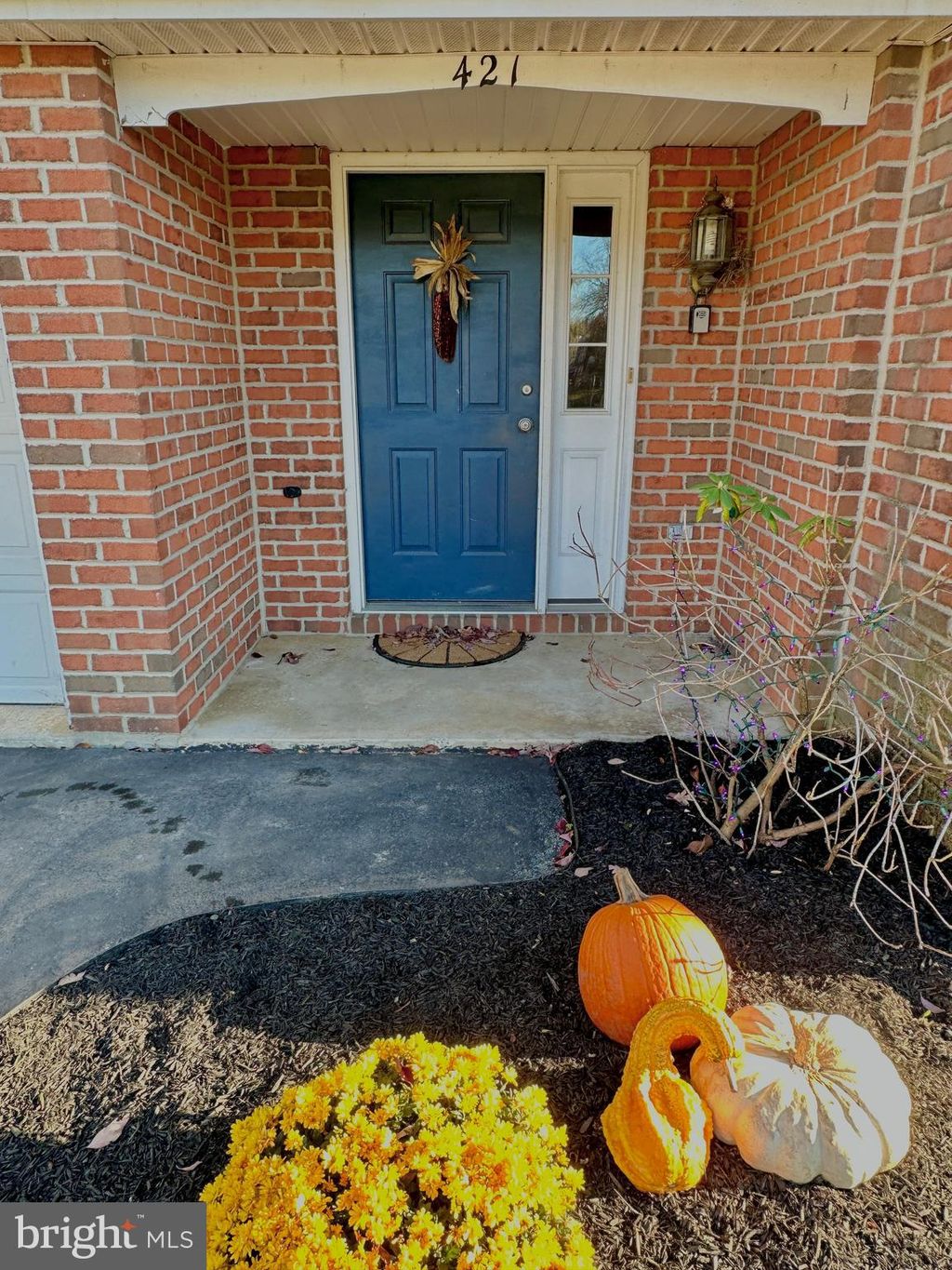 Photo of 421 Crosswinds Drive, Lititz, PA 17543 (MLS # PALA2043866)