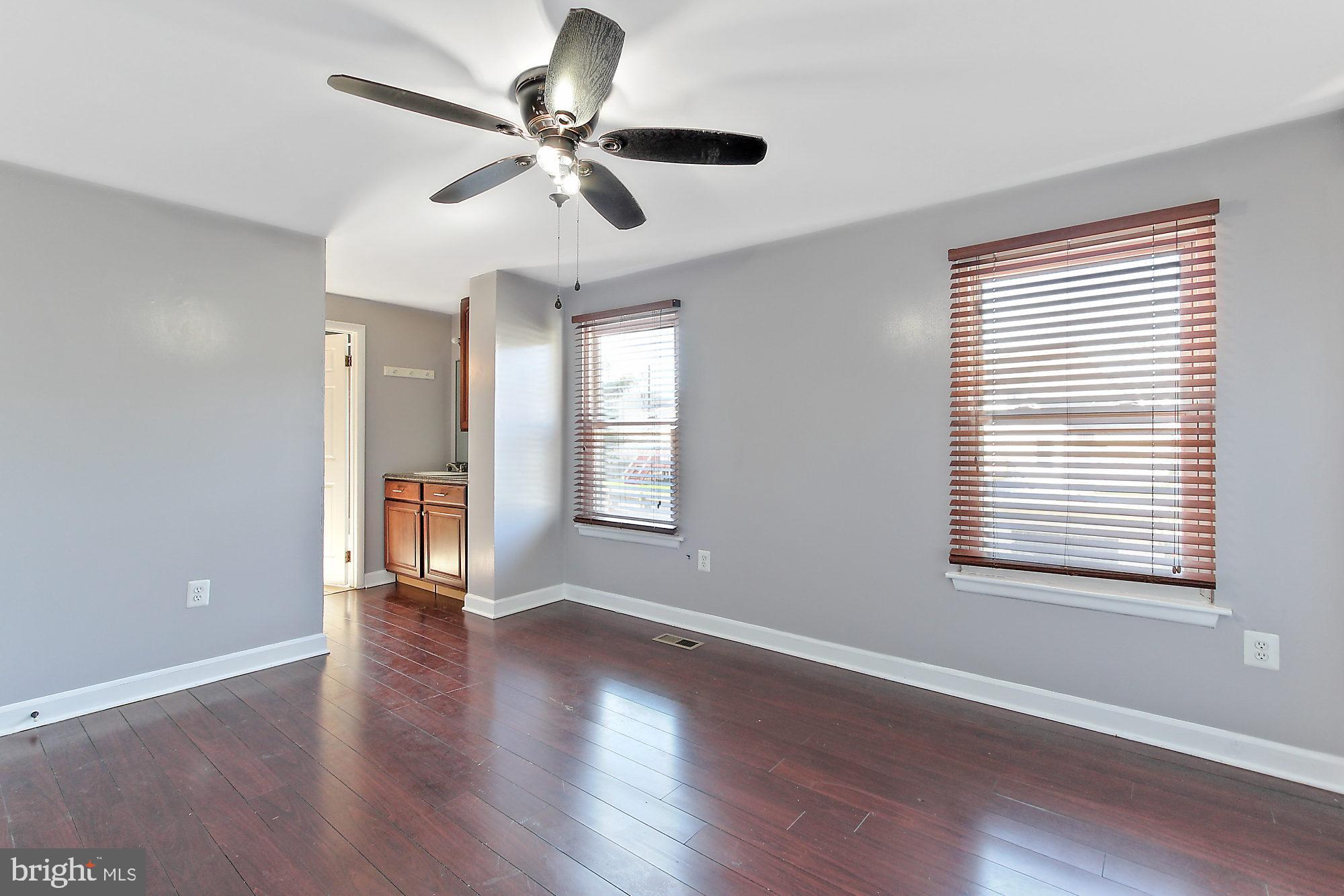 WILLOUGHBY WOODS - Residential