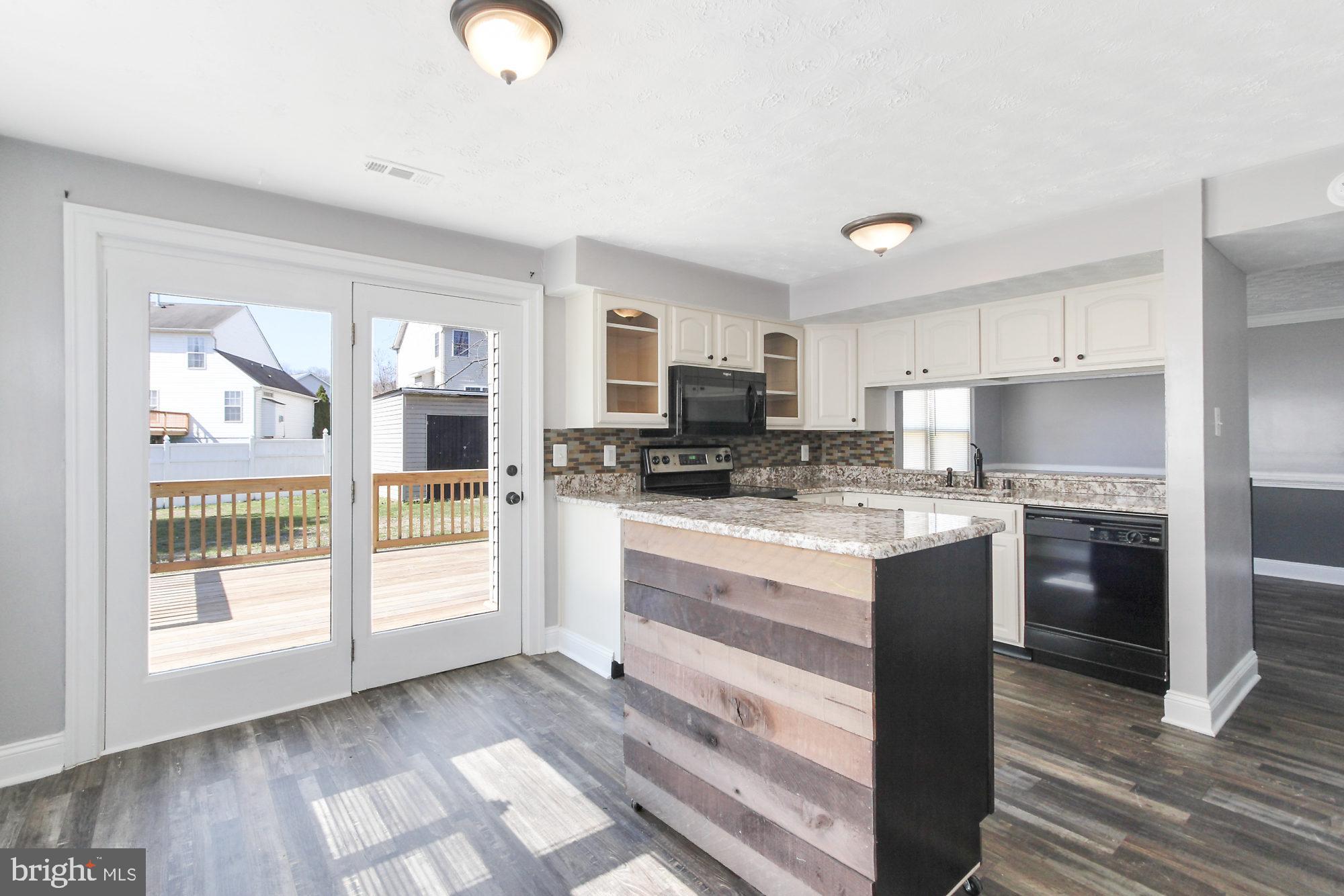 WILLOUGHBY WOODS - Residential