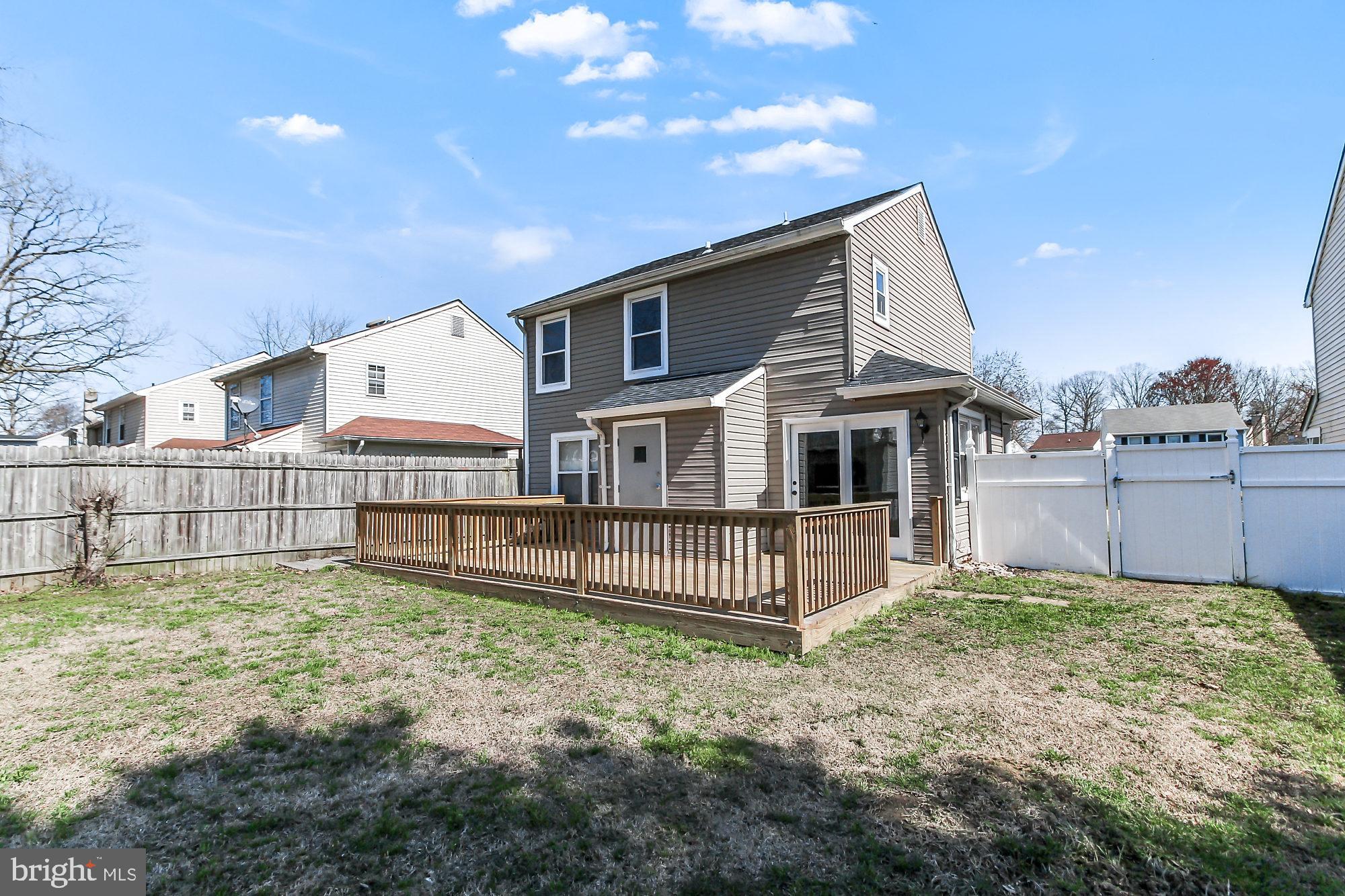 WILLOUGHBY WOODS - Residential