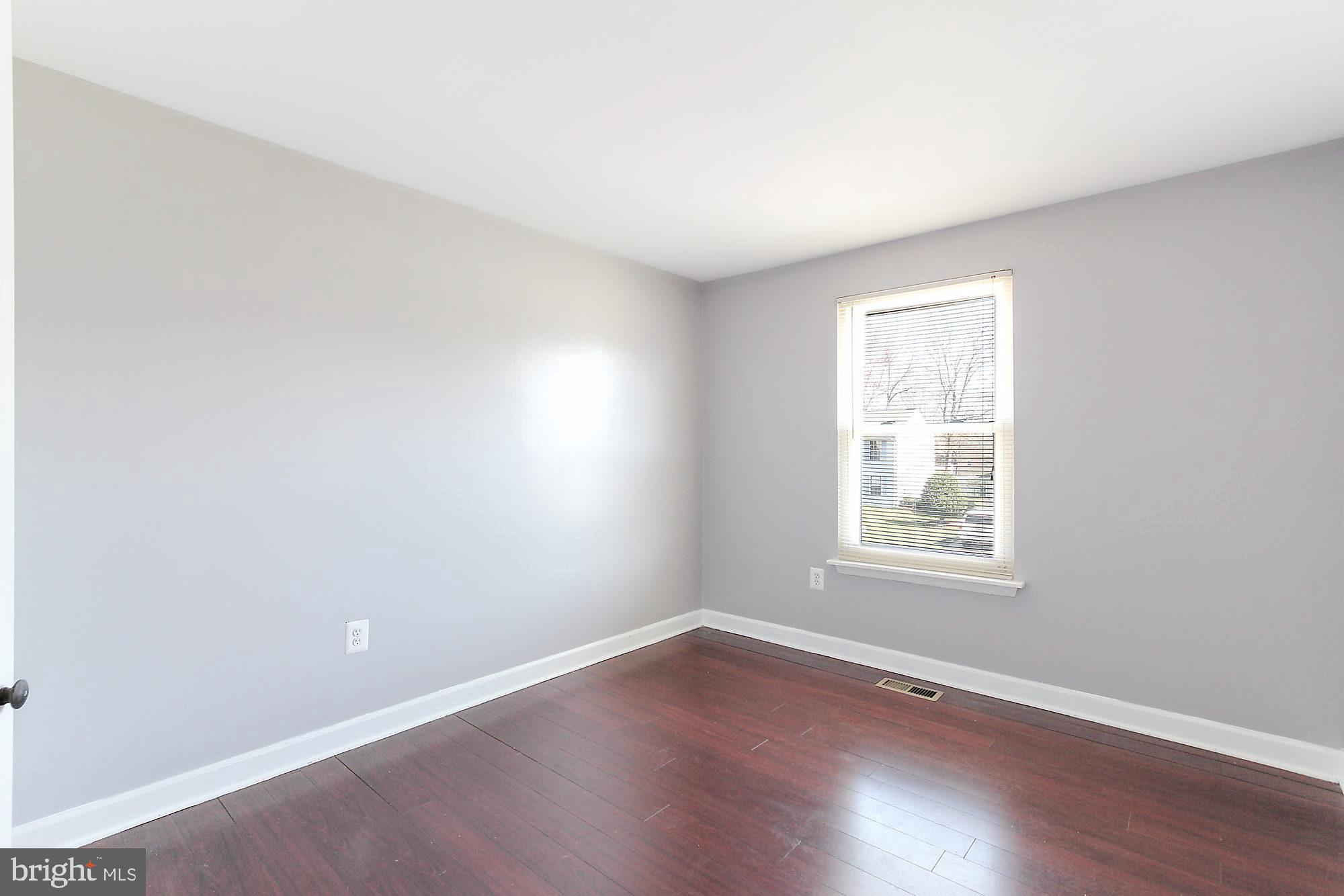 WILLOUGHBY WOODS - Residential