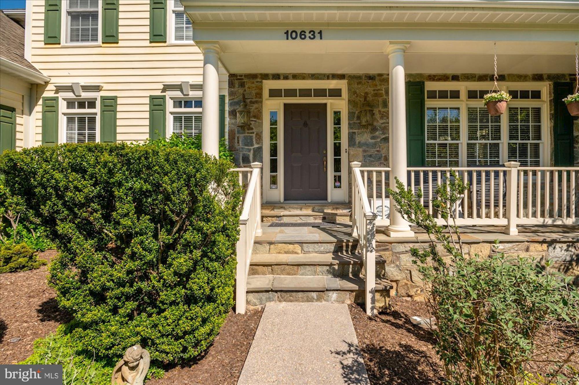 POTOMAC OUTSIDE - Residential