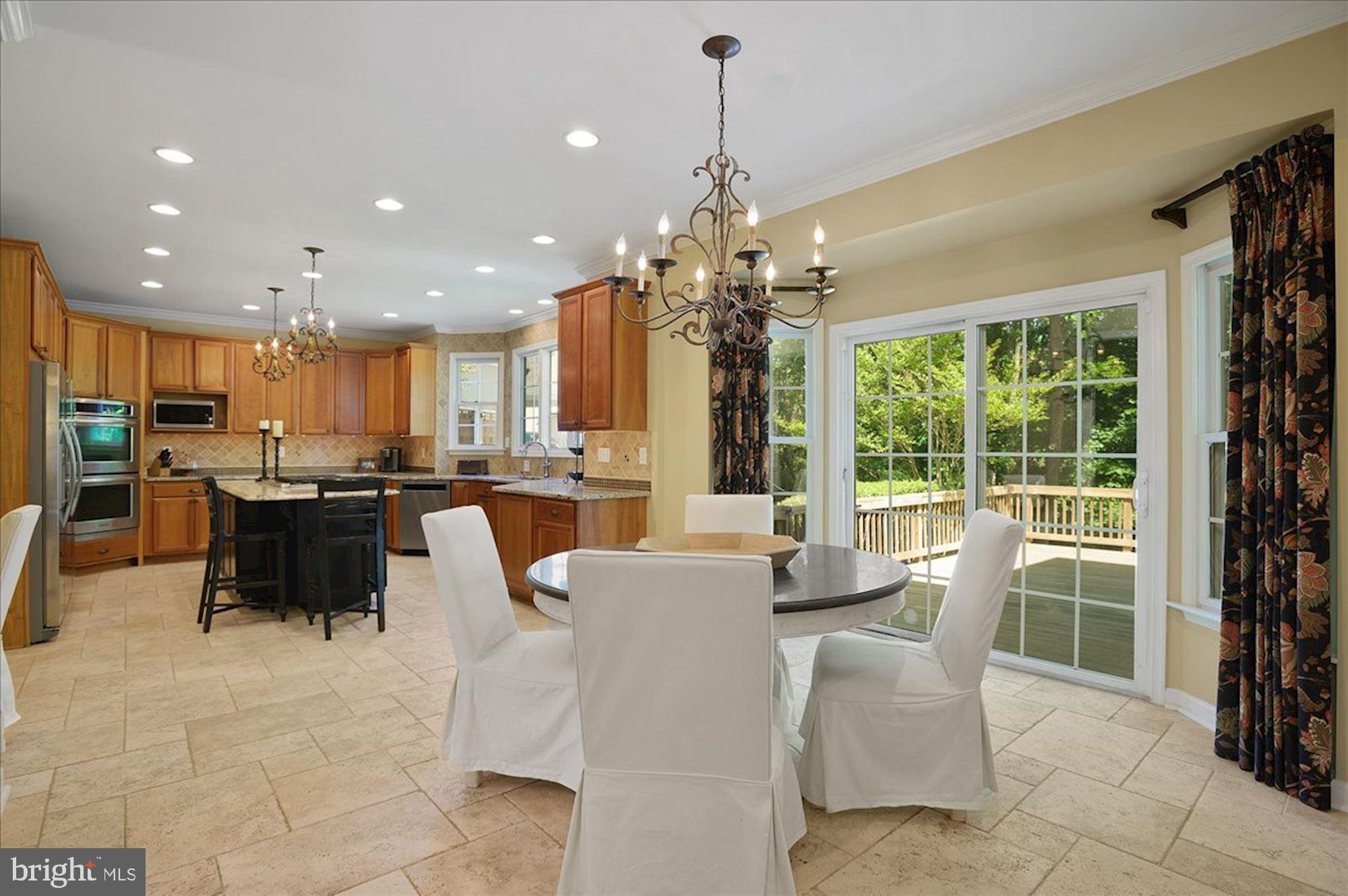 POTOMAC OUTSIDE - Residential