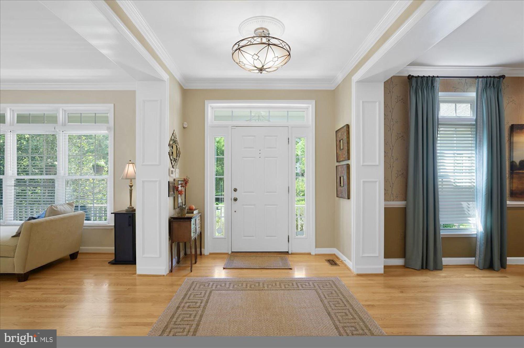 POTOMAC OUTSIDE - Residential