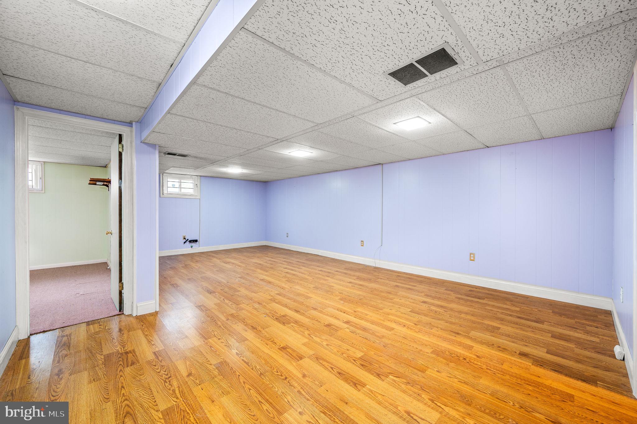 HIGH MEADOW - Residential