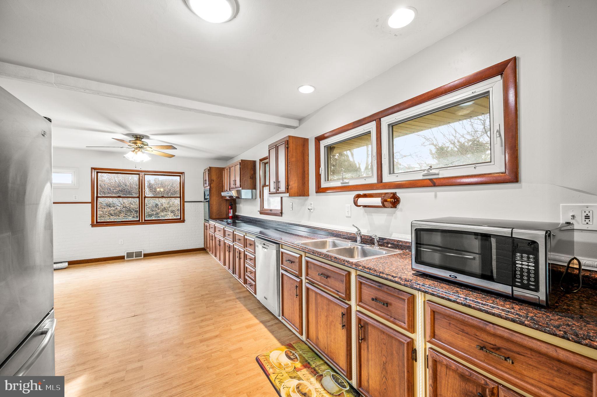 HIGH MEADOW - Residential