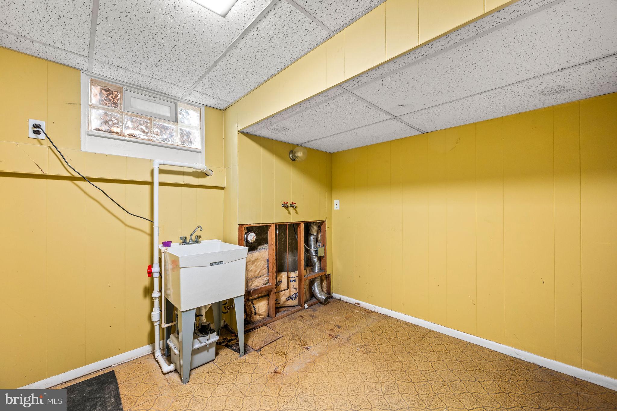 HIGH MEADOW - Residential