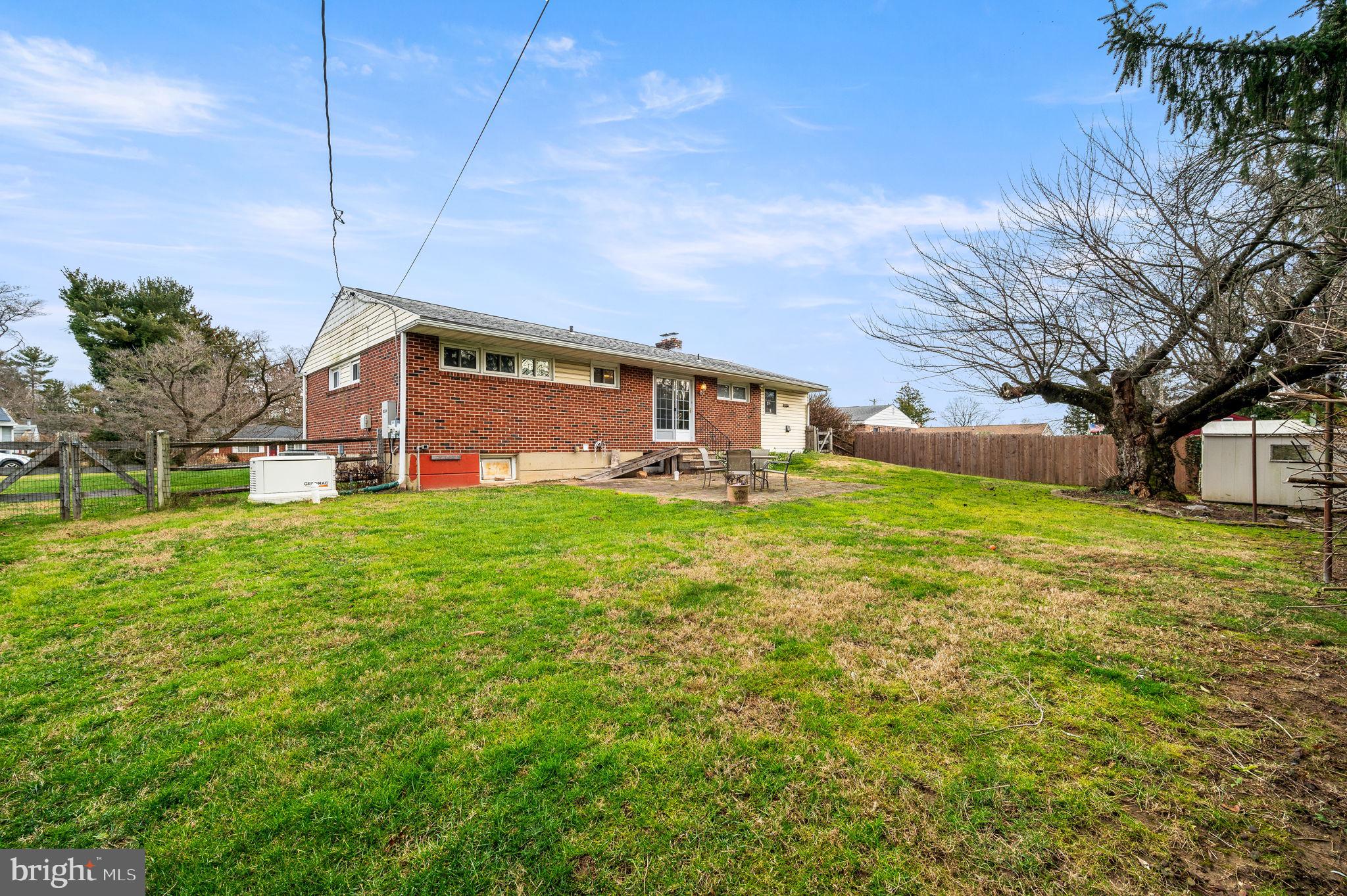 HIGH MEADOW - Residential