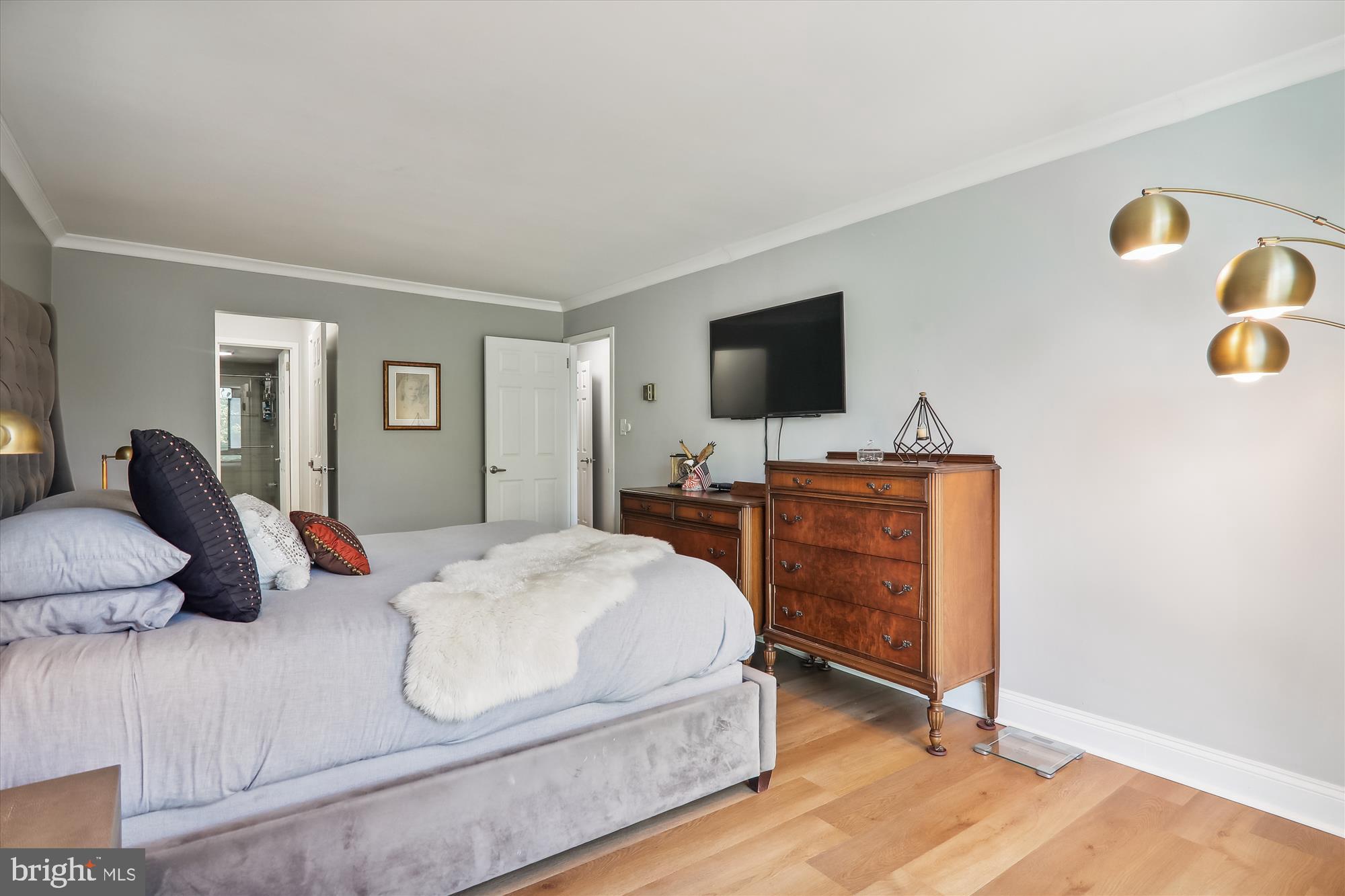 FRIENDSHIP HEIGHTS - Residential