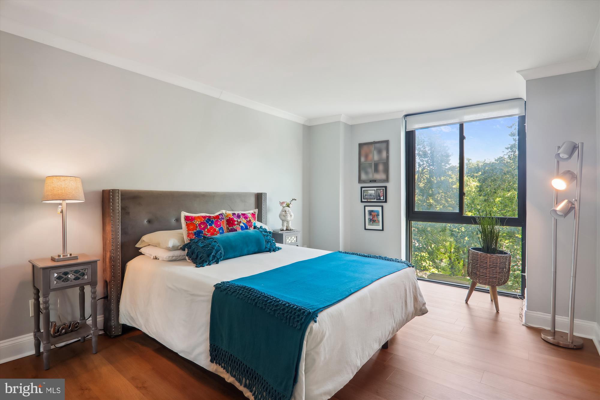 FRIENDSHIP HEIGHTS - Residential