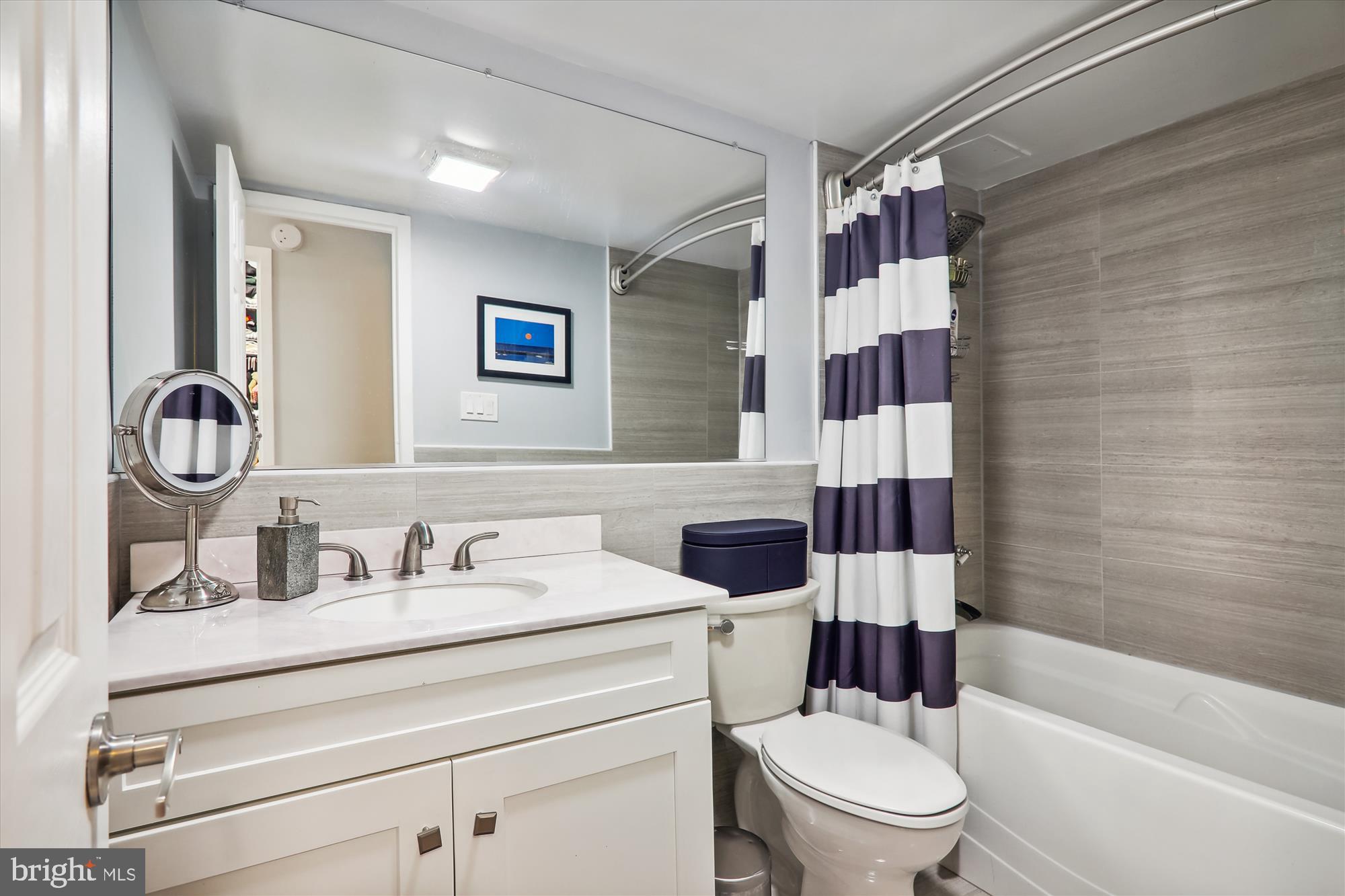 FRIENDSHIP HEIGHTS - Residential