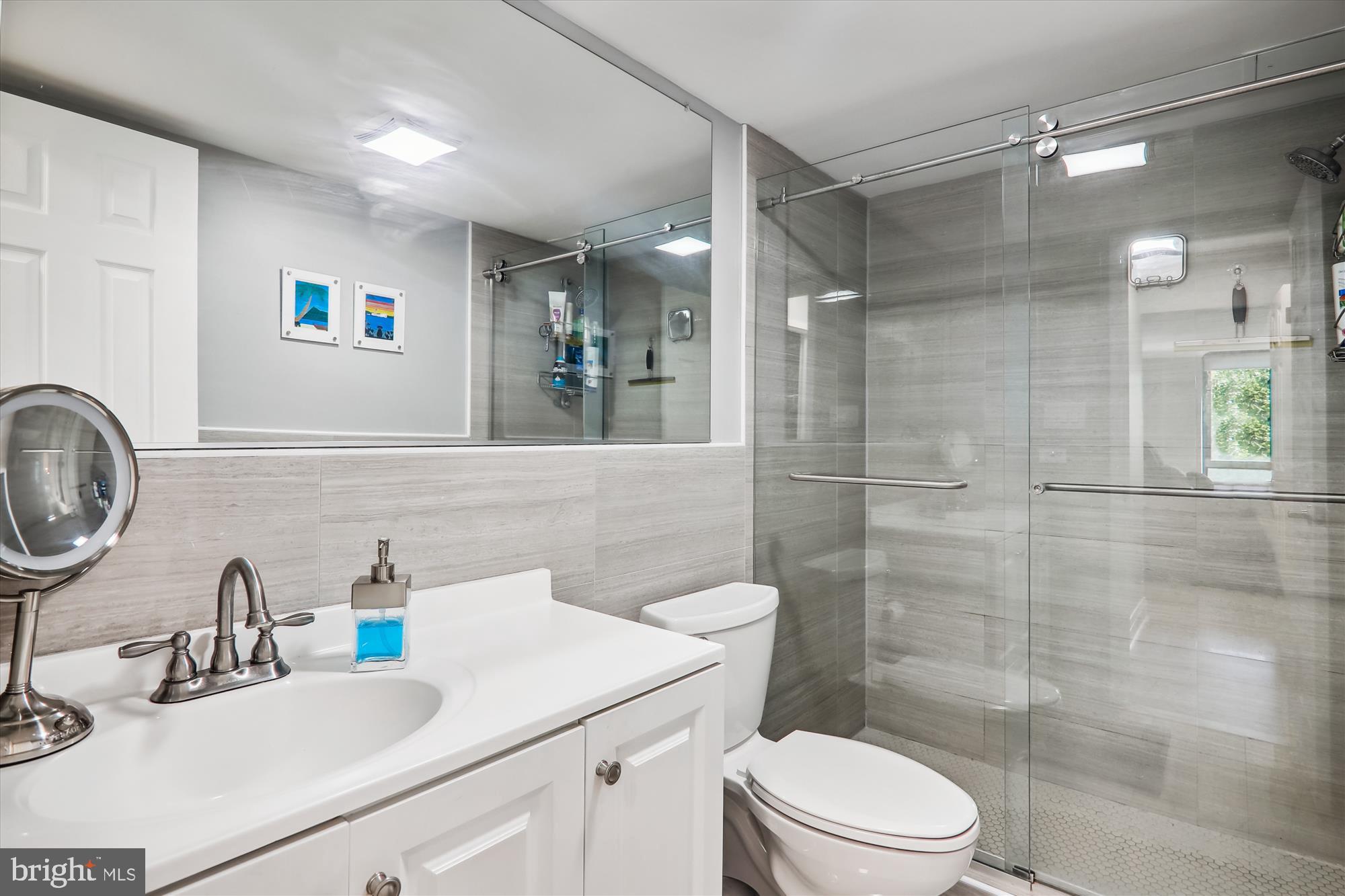 FRIENDSHIP HEIGHTS - Residential